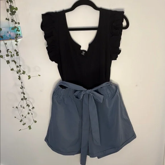 SHEIN Curve romper, ribbed jersey top with paperbag shorts attached - Picture 1 of 6